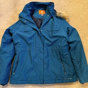 Like new Merrell winter hooded winter jacket. Womens XL. .